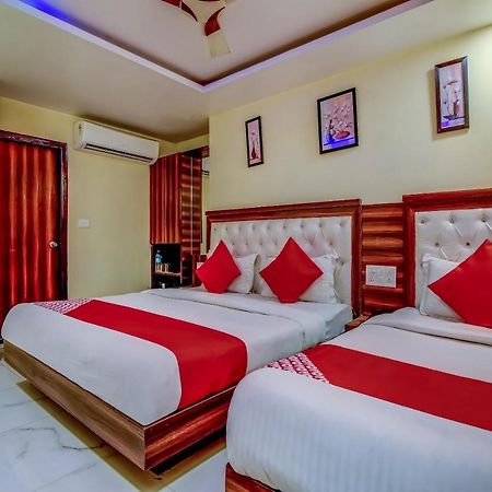 Hotel Sarthak Palace - By Pooja Hospitality New Delhi Eksteriør billede