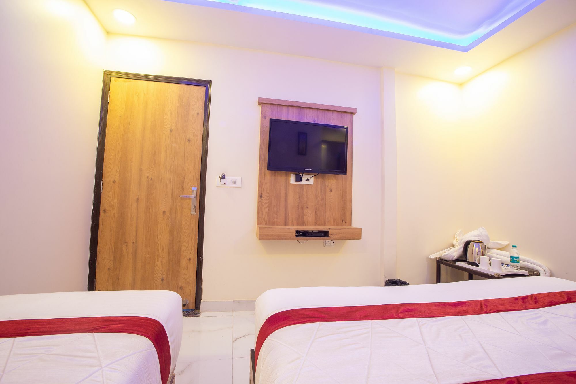Hotel Sarthak Palace - By Pooja Hospitality New Delhi Eksteriør billede