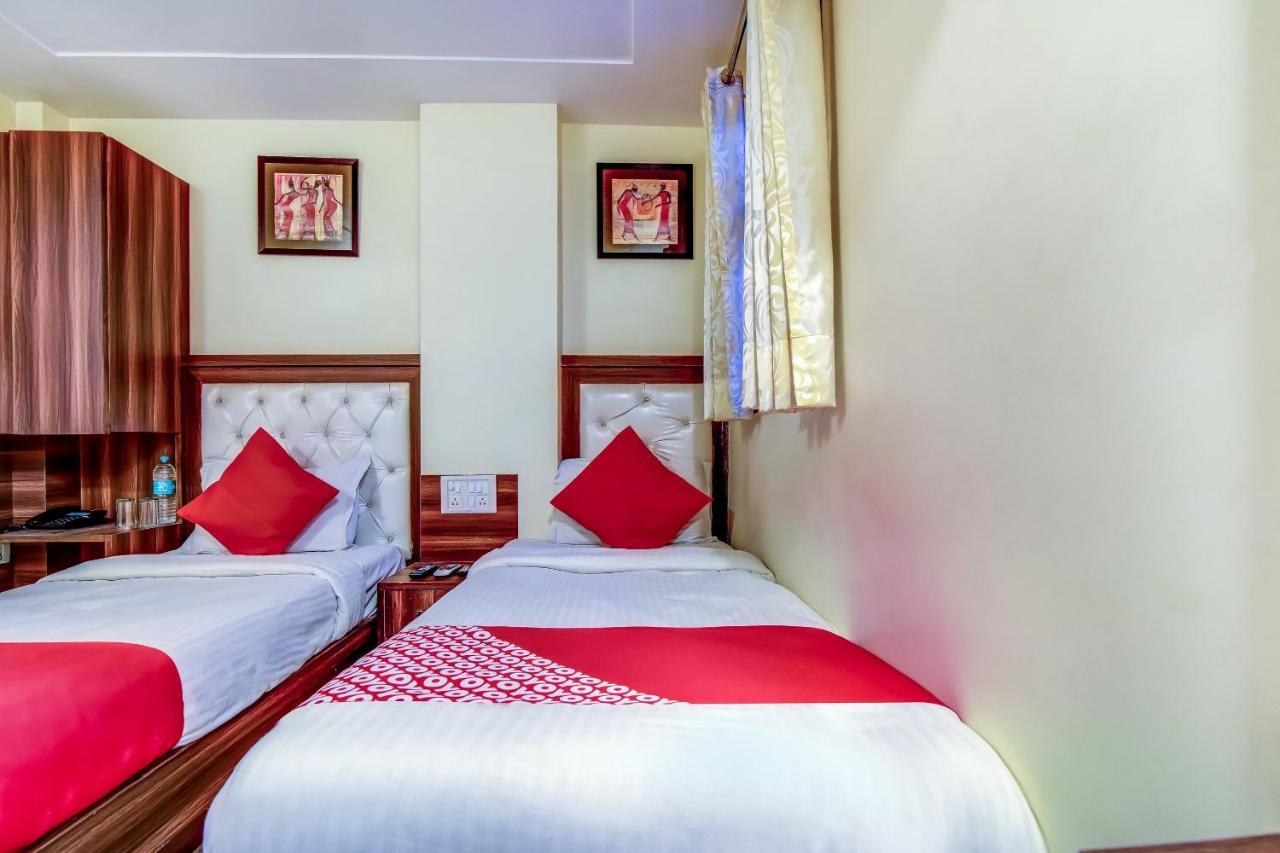 Hotel Sarthak Palace - By Pooja Hospitality New Delhi Eksteriør billede