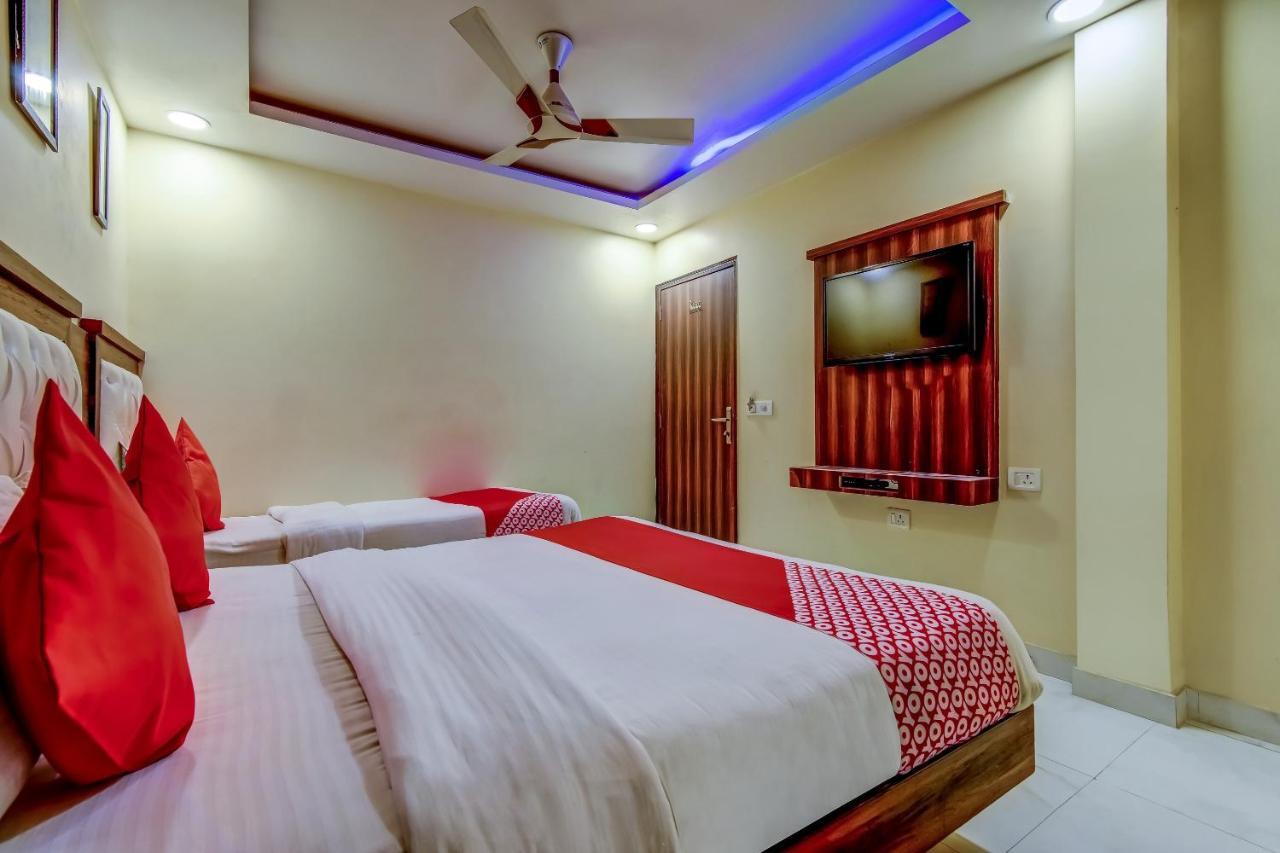 Hotel Sarthak Palace - By Pooja Hospitality New Delhi Eksteriør billede