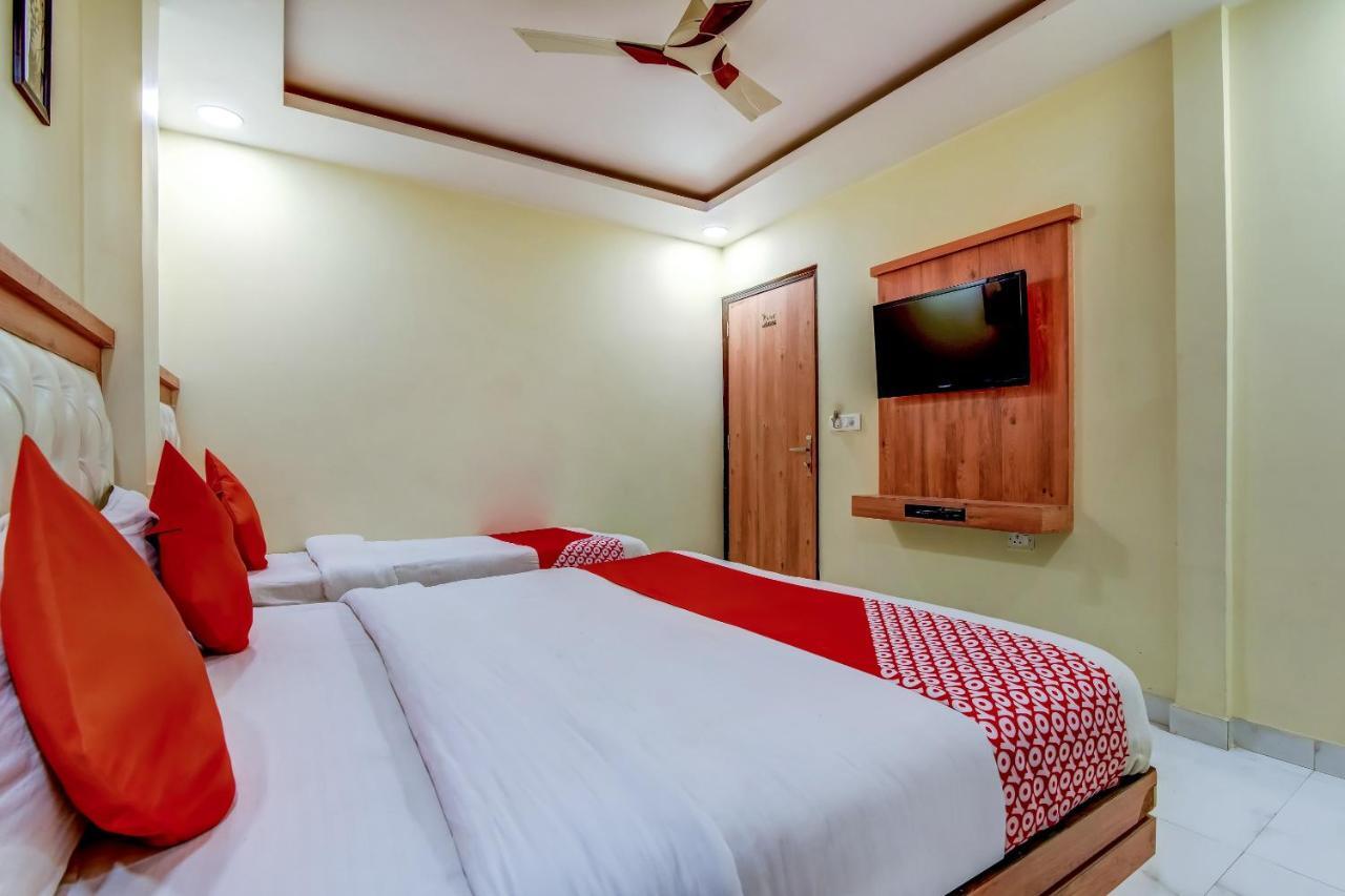 Hotel Sarthak Palace - By Pooja Hospitality New Delhi Eksteriør billede