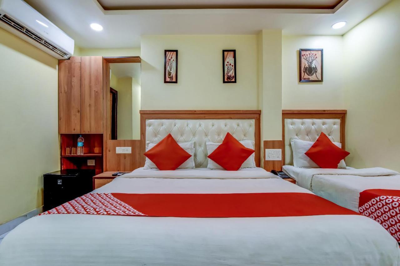 Hotel Sarthak Palace - By Pooja Hospitality New Delhi Eksteriør billede