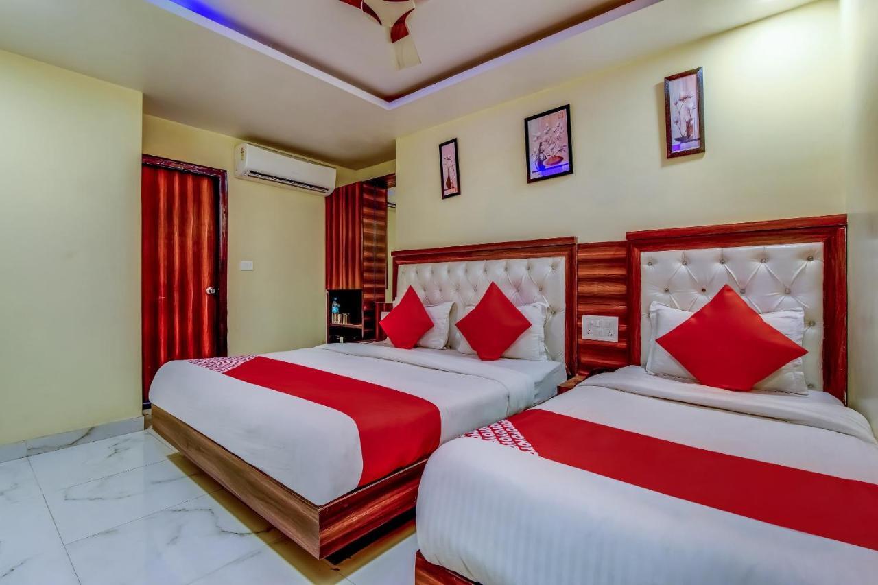 Hotel Sarthak Palace - By Pooja Hospitality New Delhi Eksteriør billede